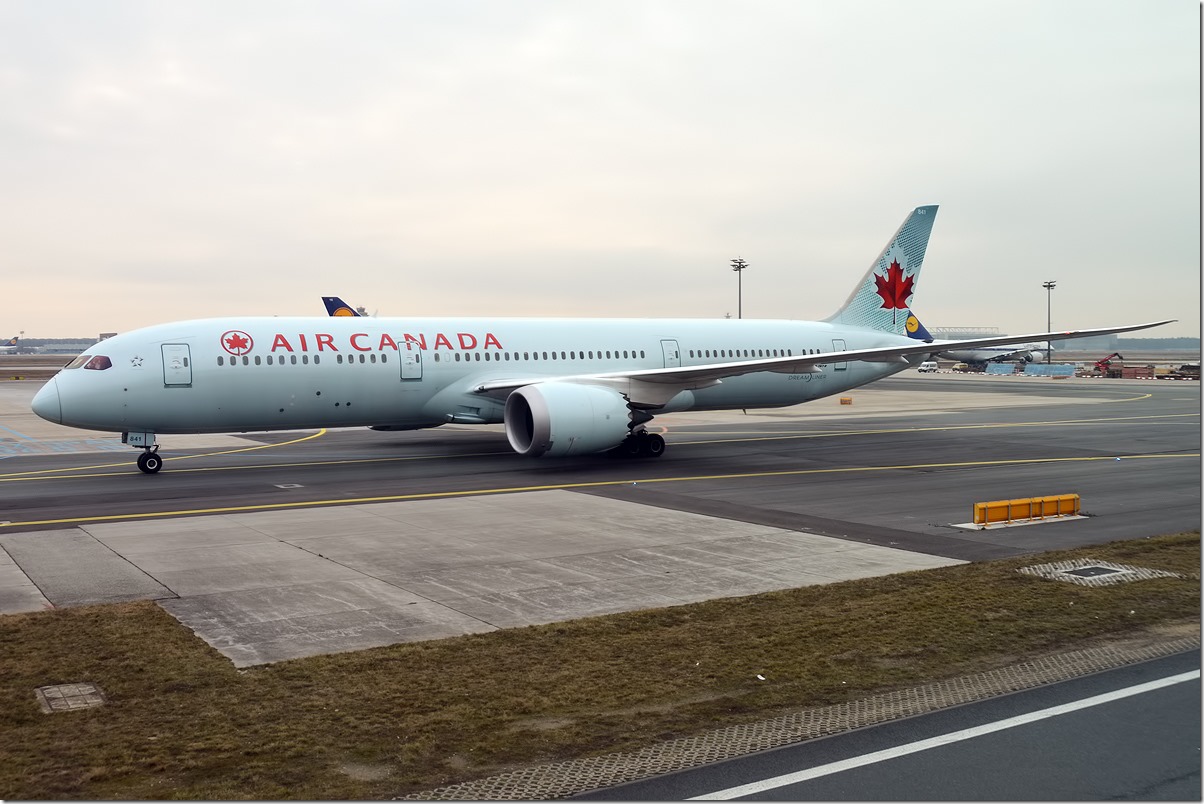 air-canada-cancels-toronto-to-mumbai-flight-in-2019-live-from-a-lounge