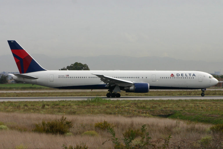 delta-elite-status-extended-by-one-year-across-the-board-live-from-a