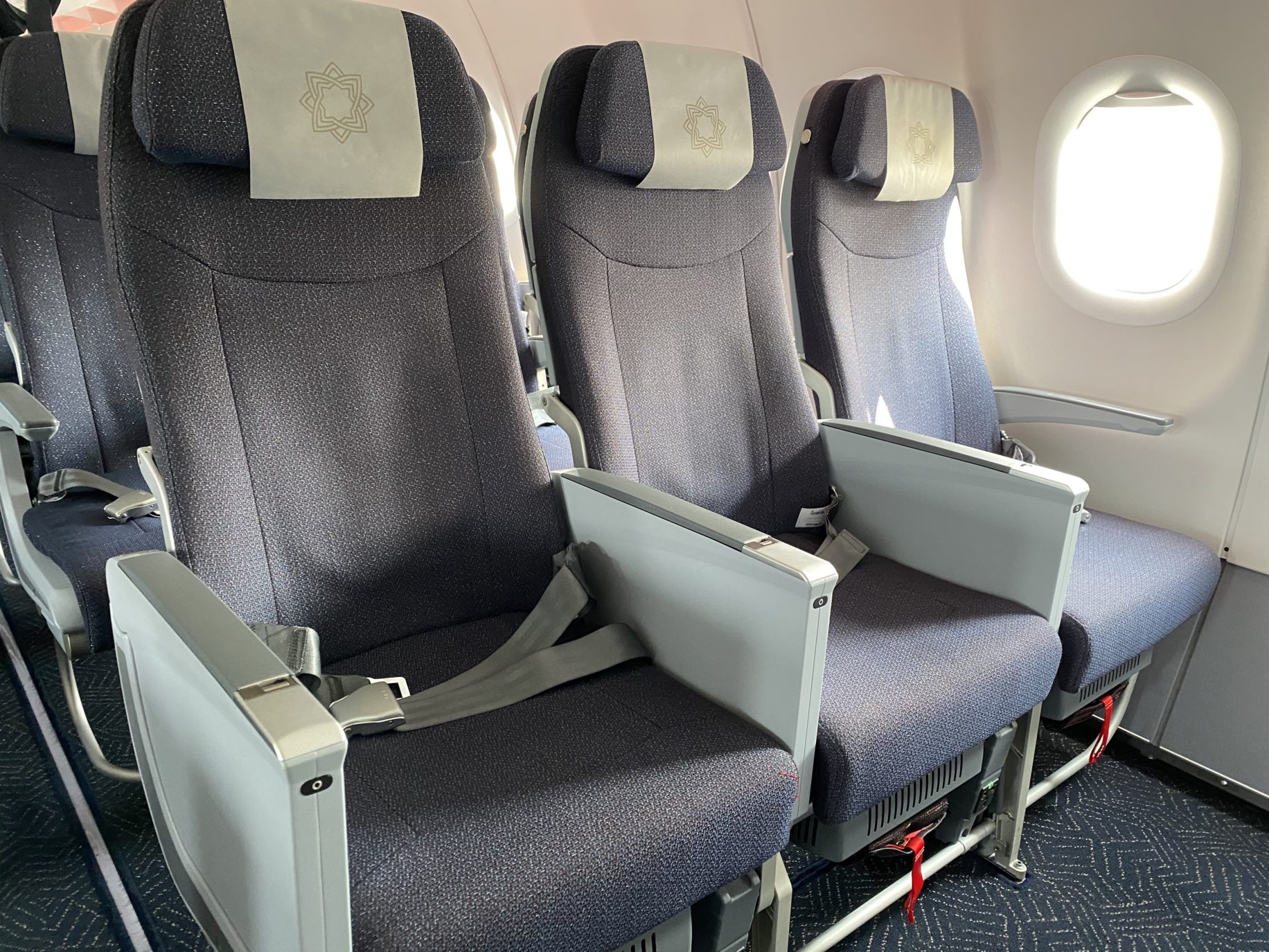 Vistara A321neo Business Class: My Experience flying between Delhi and ...