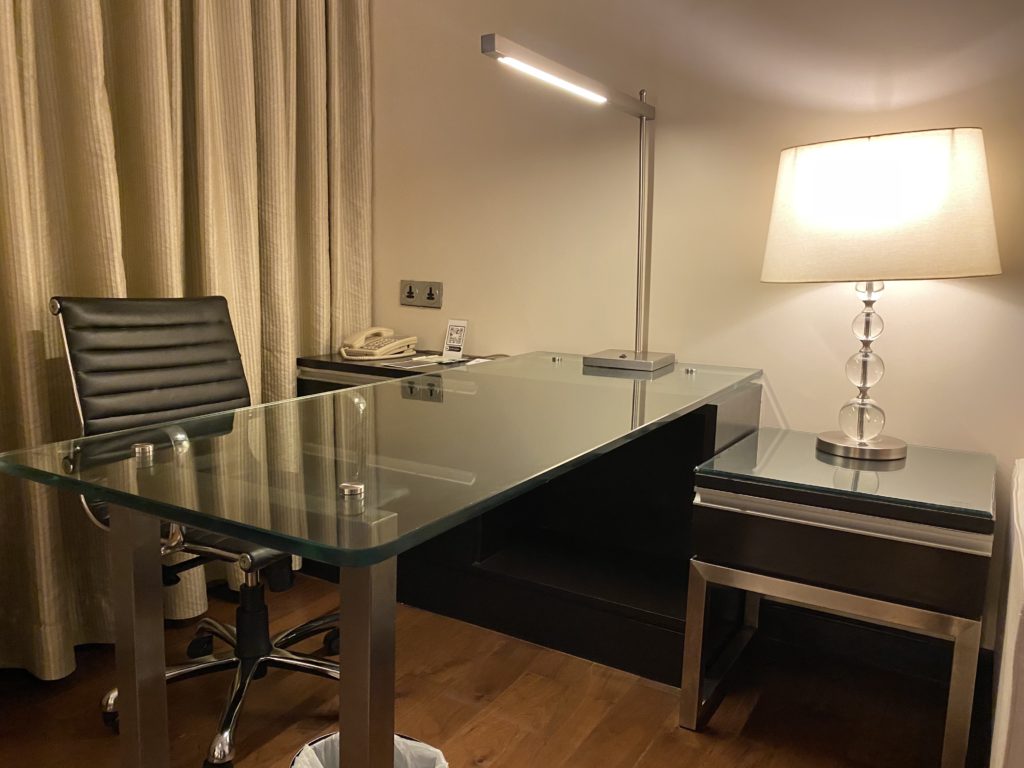 Courtyard by Marriott Mumbai International Airport Junior Suite Study Desk