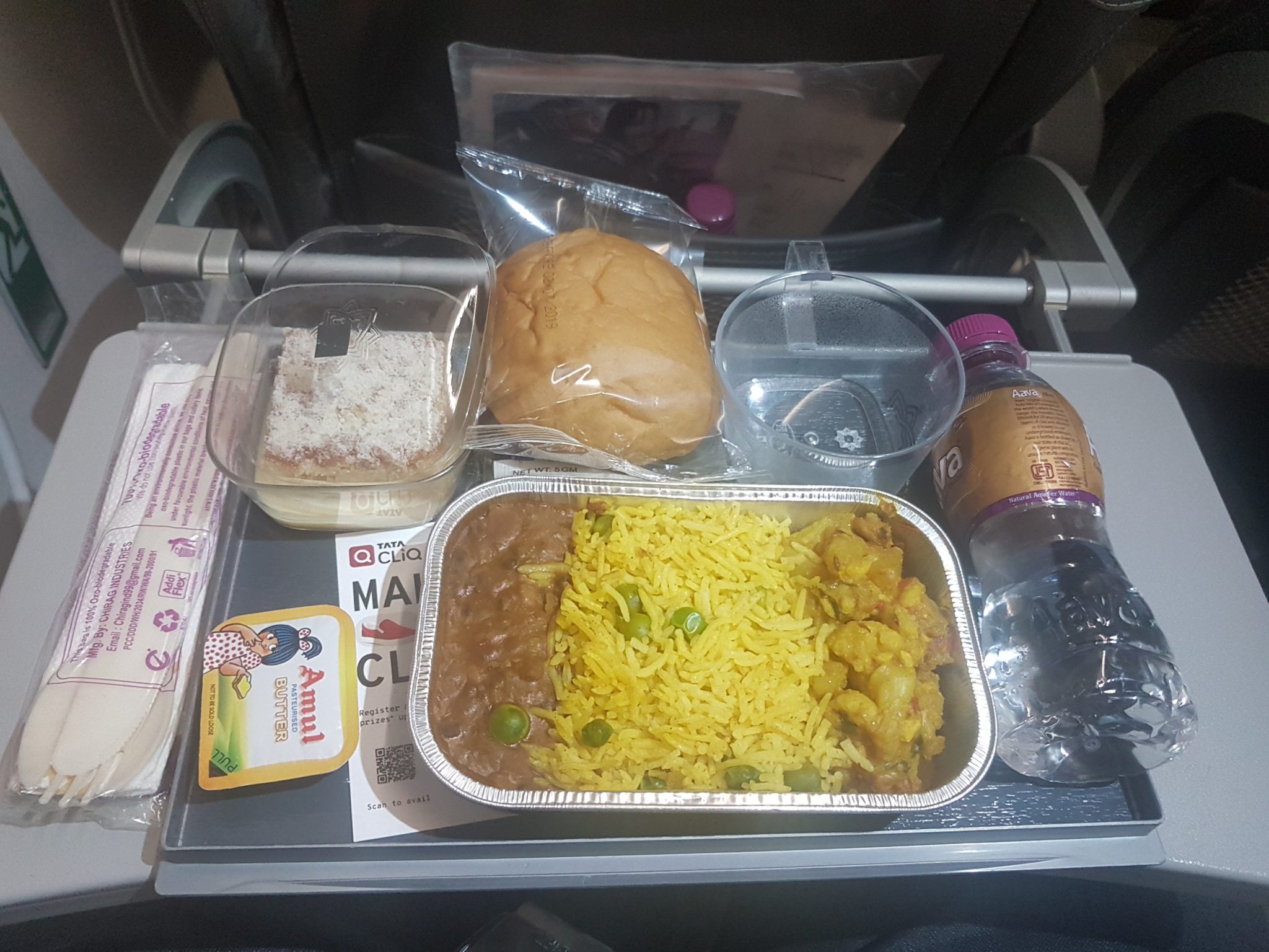 Does Vistara Serve Free Food In Domestic Flights