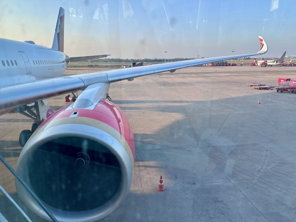 an airplane wing on the ground